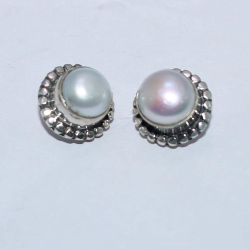 NWOT Sterling Silver pearl earrings